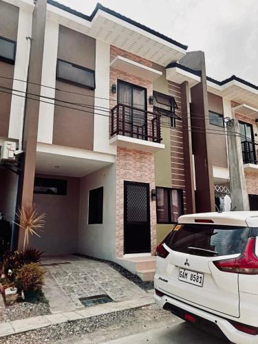 Minglanilla Cebu Highlands Townhouse in Minglanilla Minglanilla Cebu Highlands Townhouse in Minglanilla