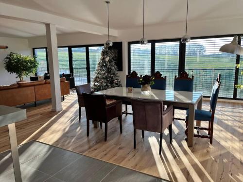 Cơ sở vật chất, Inviting 4-Bed House in Berdorf Luxemburg in Berdorf Cơ sở vật chất, Inviting 4-Bed House in Berdorf Luxemburg in Berdorf