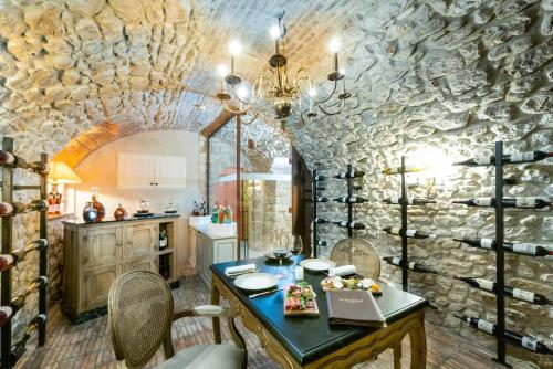 Étterem, Hotel Le Saint Paul in Saint-Paul-de-Vence Étterem, Hotel Le Saint Paul in Saint-Paul-de-Vence