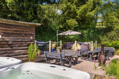Garden, Deer's Leap Retreat in West Anstey Garden, Deer's Leap Retreat in West Anstey