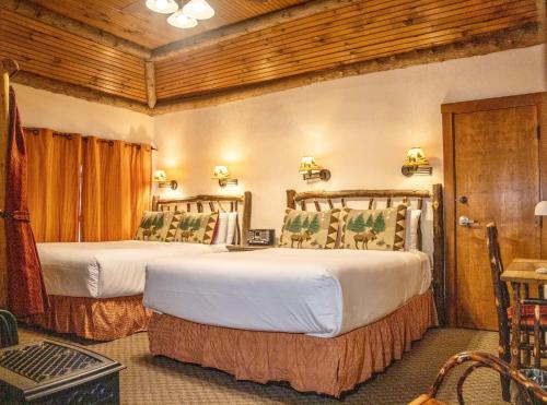 Finger Lakes Lodging in Skaneateles (NY) Finger Lakes Lodging in Skaneateles (NY)