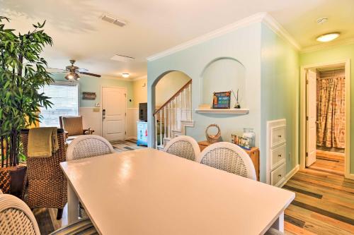 Spacious Port Aransas Condo Near Beach and Golfing in 포트 애런사스 (TX) Spacious Port Aransas Condo Near Beach and Golfing in 포트 애런사스 (TX)
