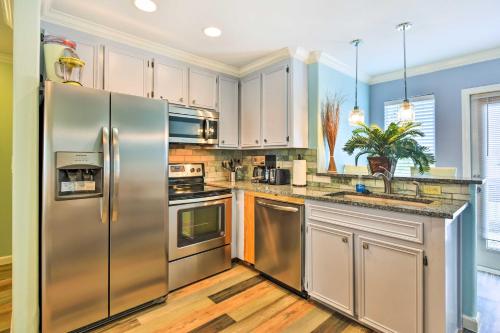 Large Golf-View Port Aransas Condo - Walk to Beach in Port Aransas (TX) Large Golf-View Port Aransas Condo - Walk to Beach in Port Aransas (TX)