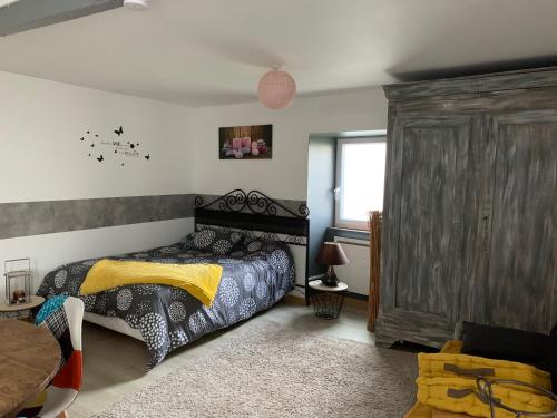 Studio entier Tout confort near Angoulême-Cognac International Airport Studio entier Tout confort near Angoulême-Cognac International Airport