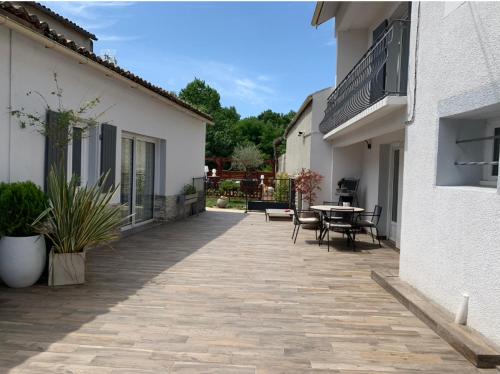 Studio entier Tout confort near Angoulême-Cognac International Airport Studio entier Tout confort near Angoulême-Cognac International Airport