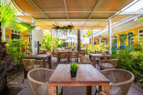 Jardim, Boutique Hotel 't Klooster in Willemstad Jardim, Boutique Hotel 't Klooster in Willemstad