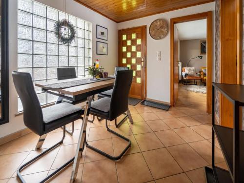 Létesítmények, Home with Sauna & Terrace in Suhl Létesítmények, Home with Sauna & Terrace in Suhl