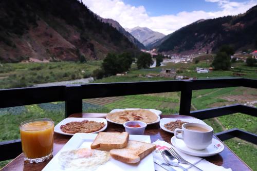 Food and beverages, Mount Feast Hotel in Mills Food and beverages, Mount Feast Hotel in Mills