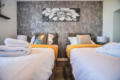 Apartment 4 - The Crescent