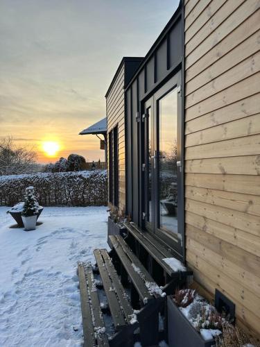 Exterior view, TinyHouse -Reset im Vilstal -Zuruck zum Ursprung in Aldersbach Exterior view, TinyHouse -Reset im Vilstal -Zuruck zum Ursprung in Aldersbach