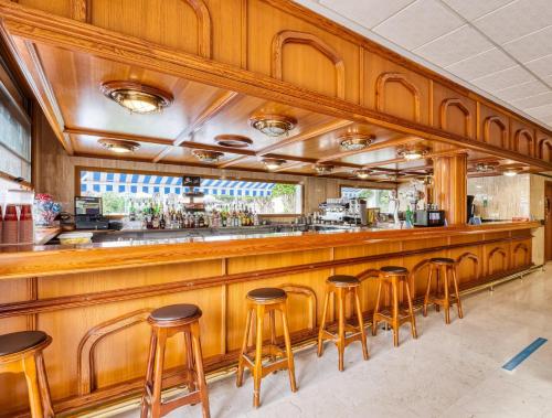 Pub/Lounge, Poseidon Resort in Benidorm - Costa Blanca Pub/Lounge, Poseidon Resort in Benidorm - Costa Blanca
