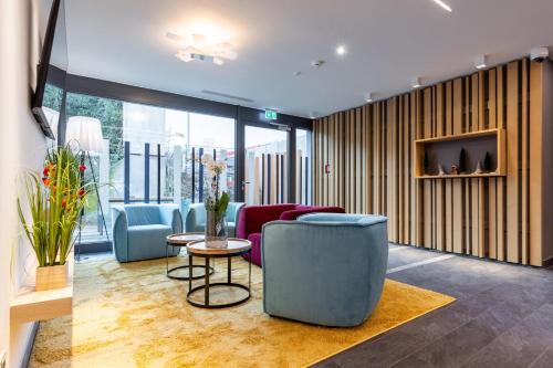 Фойє, Serways Hotel Hösel (Serways Hotel Hosel) in Ратінген Фойє, Serways Hotel Hösel (Serways Hotel Hosel) in Ратінген