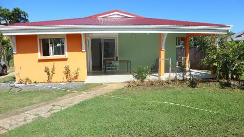 Belle résidence (Belle residence) in Baie Mahault Belle résidence (Belle residence) in Baie Mahault