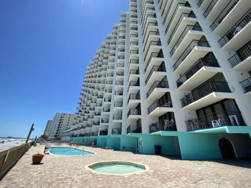 ROYAL GARDEN RESORT 914 condo in Surfside Beach ROYAL GARDEN RESORT 914 condo in Surfside Beach