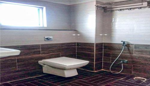 Bathroom, Hotel P. R Palace By Wb Inn in Raebareli Bathroom, Hotel P. R Palace By Wb Inn in Raebareli