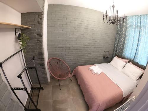 Matisse apartment in old Tbilisi