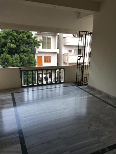 Padmavathi Guest House - vizag in Balayya Sastri Layout Padmavathi Guest House - vizag in Balayya Sastri Layout