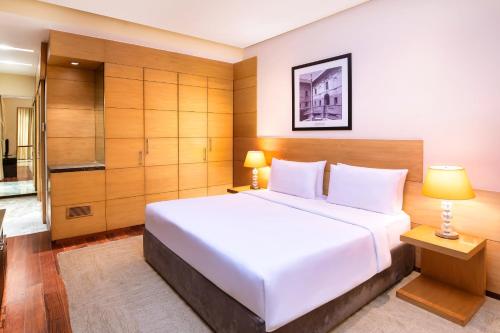 Radisson Blu Marina Hotel Connaught Place in Central Delhi Radisson Blu Marina Hotel Connaught Place in Central Delhi