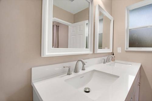 Bathroom, West Palm Beach Pool Home- Paxton in Northpoint Bathroom, West Palm Beach Pool Home- Paxton in Northpoint