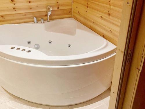 سبا, person holiday home in Norheimsund-By Traum in Norheimsund سبا, person holiday home in Norheimsund-By Traum in Norheimsund