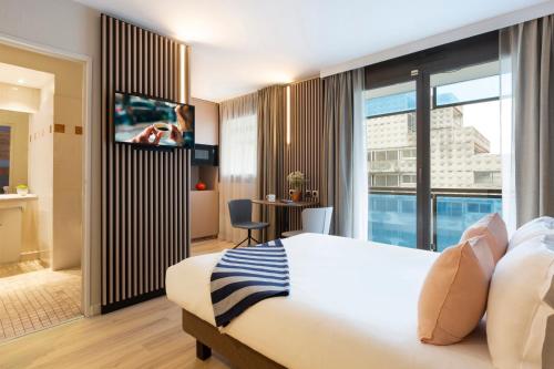 Bed, Citadines La Defense Paris in La Defense Bed, Citadines La Defense Paris in La Defense