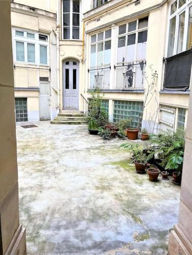 Studio – Pigalle/Abbesses ID 351 - image 10