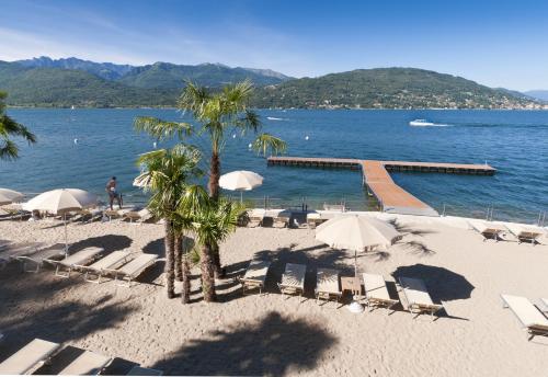 Beach, Hotel Splendid in Baveno Beach, Hotel Splendid in Baveno