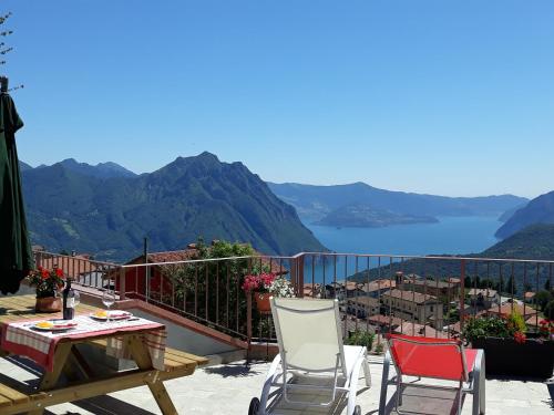 Vista/Panorama, Home Iseo Lake in Bossico Vista/Panorama, Home Iseo Lake in Bossico