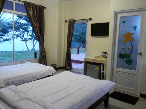 This photo about Lomtalay Resort Trat shared on HyHotel.com