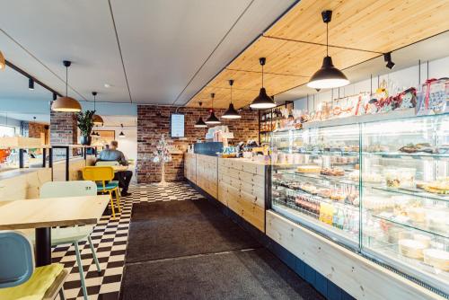 Restaurant, Laki 24 Apartments by EasyRentals in Mustamae Restaurant, Laki 24 Apartments by EasyRentals in Mustamae