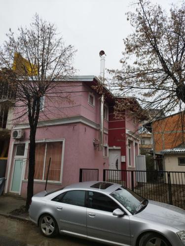 Small Apartment PRIVATE bathroom STRONG WI-FI in Voždovac Small Apartment PRIVATE bathroom STRONG WI-FI in Voždovac