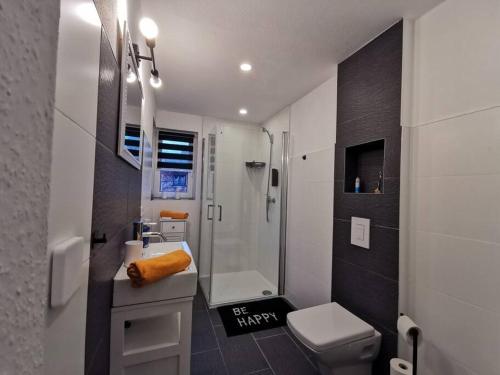 Altstadt-Apartment & FeWo EG fur max 3 Pers in ฮัลเดนสเลเบิน Altstadt-Apartment & FeWo EG fur max 3 Pers in ฮัลเดนสเลเบิน
