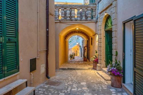 Entree, Palazzo De Mori in Otranto Entree, Palazzo De Mori in Otranto