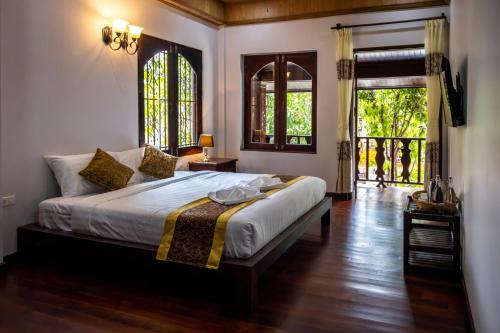 Balcony/terrace, Villa Mira Heritage in Luang Prabang Balcony/terrace, Villa Mira Heritage in Luang Prabang