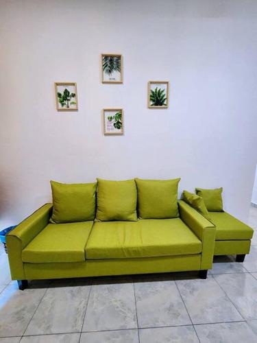 Lovely & Cozy Apt In Nature City near Rainforest Discovery Centre (RDC) Lovely & Cozy Apt In Nature City near Rainforest Discovery Centre (RDC)