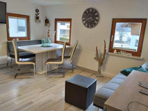 Facilities, Haus Heimat & Appartement in Burgstein Facilities, Haus Heimat & Appartement in Burgstein