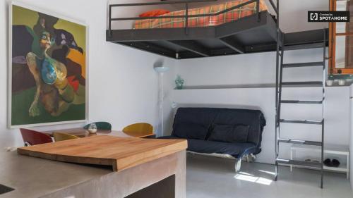 Casita artista en bello edificio barrio Ruzafa