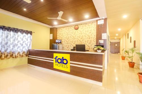 Lobby, FabExpress Airport Stay Inn - Nr Hyderabad International Airport, Shamshabad near Wonderla Amusement Park Lobby, FabExpress Airport Stay Inn - Nr Hyderabad International Airport, Shamshabad near Wonderla Amusement Park
