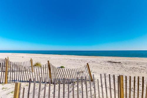 Weatherbee by the Sea in Eastpoint (FL) Weatherbee by the Sea in Eastpoint (FL)
