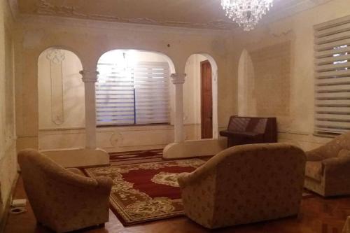 cheerful 4 bedroom home in Samtredia, georgia (near to airport) in Samtredia cheerful 4 bedroom home in Samtredia, georgia (near to airport) in Samtredia