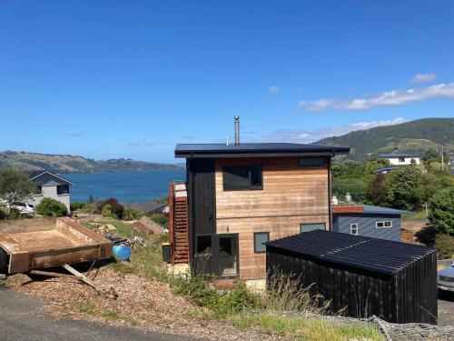 Commanding Harbour views exquisite sunset vista in Company Bay Commanding Harbour views exquisite sunset vista in Company Bay