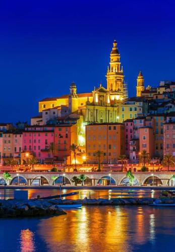 Hotel Parisien in Menton Hotel Parisien in Menton