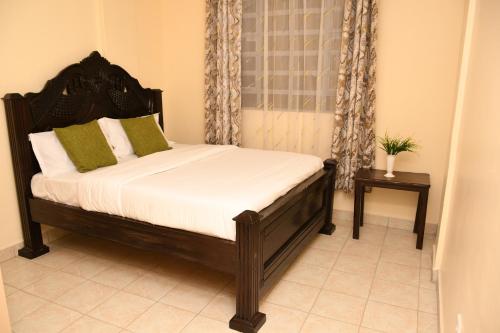 Classic beautiful 2-Bedroom Apartment in Thika in תיקה Classic beautiful 2-Bedroom Apartment in Thika in תיקה