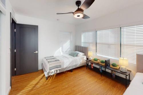 Entire Home 3 3 Host By BeeNomad in Miami Gardens (FL) Entire Home 3 3 Host By BeeNomad in Miami Gardens (FL)