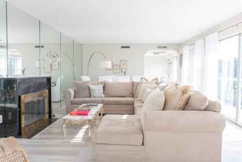 Interior Designer’s Abode - Minutes toManhattan in 偉哈瓦肯 (NJ) Interior Designer’s Abode - Minutes toManhattan in 偉哈瓦肯 (NJ)