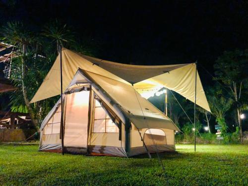 Backyard Glamping&Cafe’ Palian in Palian Backyard Glamping&Cafe’ Palian in Palian