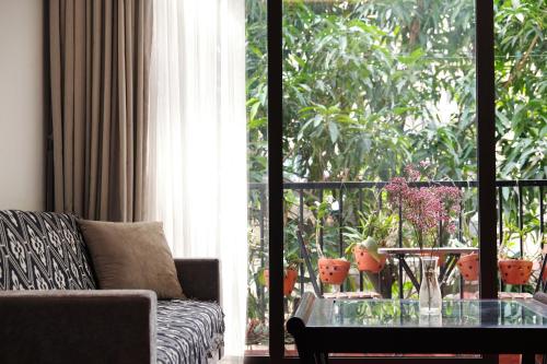 Balcony/terrace, Blissington Apartments & Hotels in Hoan Kiem District Balcony/terrace, Blissington Apartments & Hotels in Hoan Kiem District
