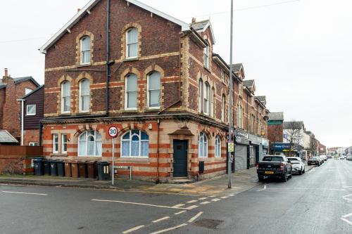 Exterior view, Crosby Apartments in Crosby Exterior view, Crosby Apartments in Crosby
