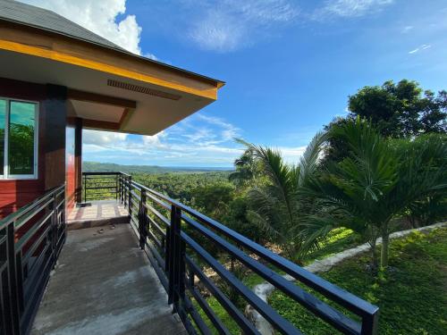 Balcony/terrace, MS Mountain Cabin in Loboc Balcony/terrace, MS Mountain Cabin in Loboc