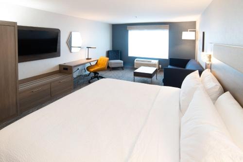 Holiday Inn Express And Suites Moose Jaw in Moose Jaw (SK) Holiday Inn Express And Suites Moose Jaw in Moose Jaw (SK)